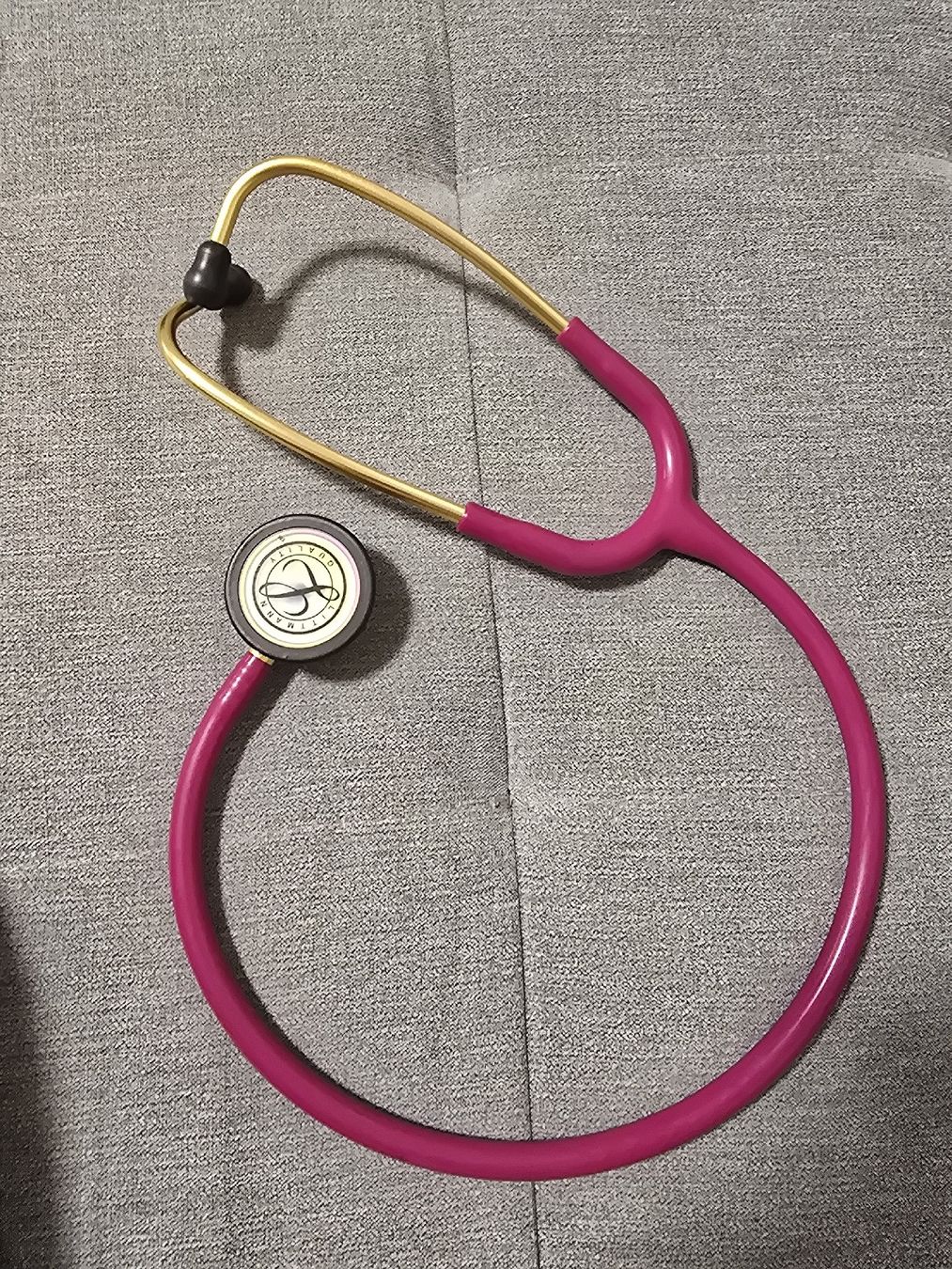 Littmann Attrezzature mediche: Littmann Classic III Stethoskop, Himbeere – Usato da Dietikon venduto da Kaska2020