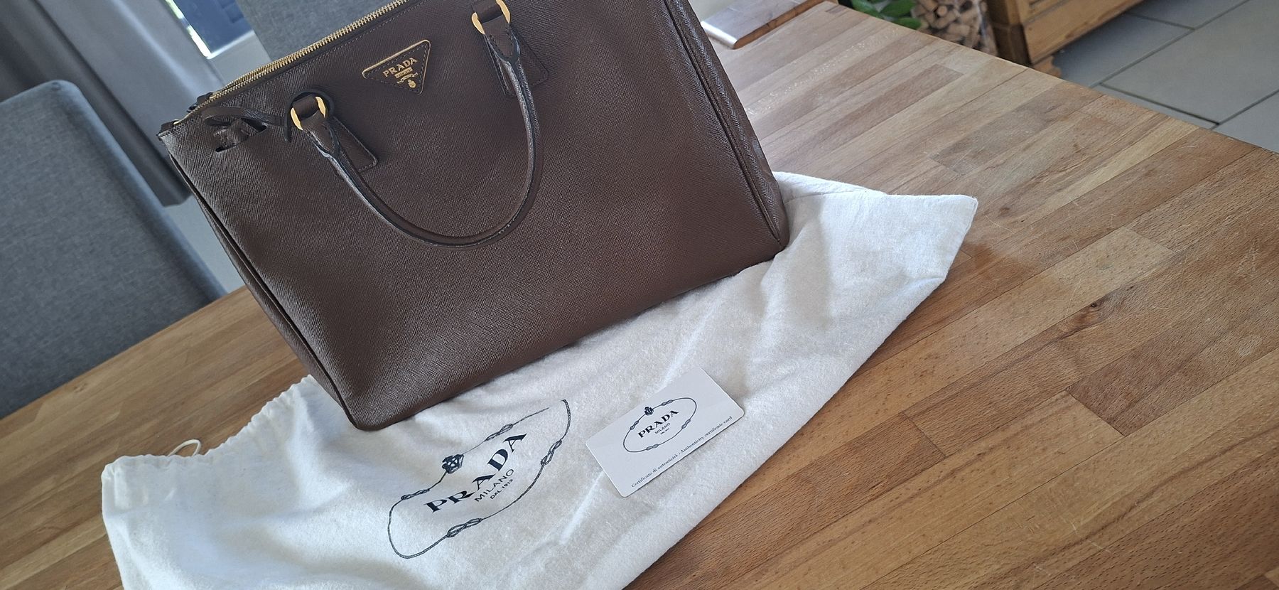 Prada Sacs femmes: PRADA Saffiano Original – Neuf avec emballage d'origine à Niederoenz par bicicum 4