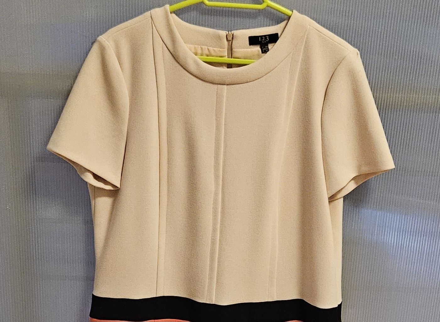 Vestiti: Boutique-Kleid Gr. 42 - Spendenaktion – Nuovo (secondo la descrizione) da Unterkulm venduto da Beljasch 2