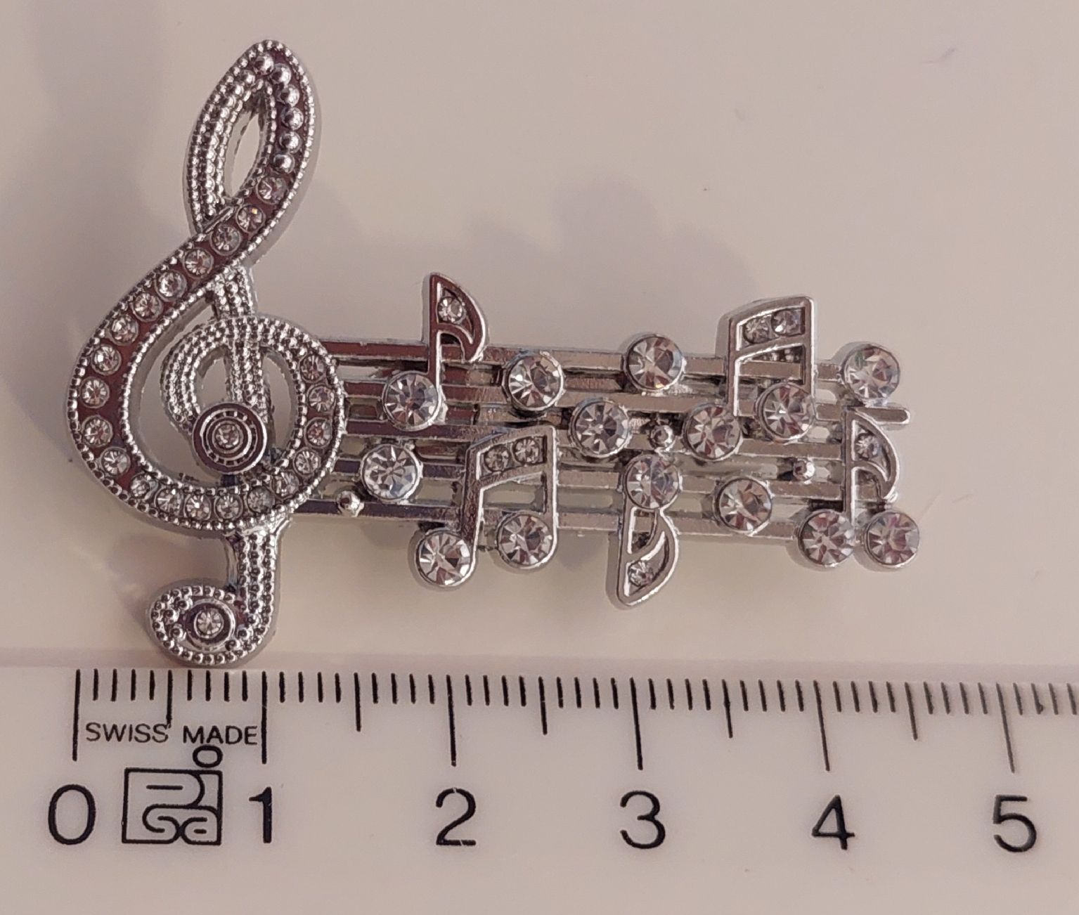 Spille & Fermagli: Brosche mit Noten & Violinschlüssel mit Strass – Nuovo (secondo la descrizione) da Oberwil BL venduto da Kukkaniitty 7