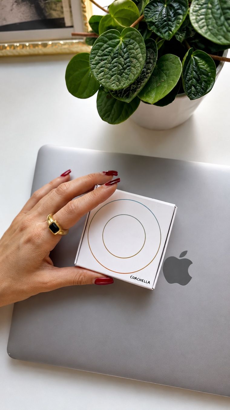 Handys / Smartphones: Loop Zubehör Case + Anhänger LIMITED EDITION – Neu und originalverpackt aus Bern von fra_6nbz 1