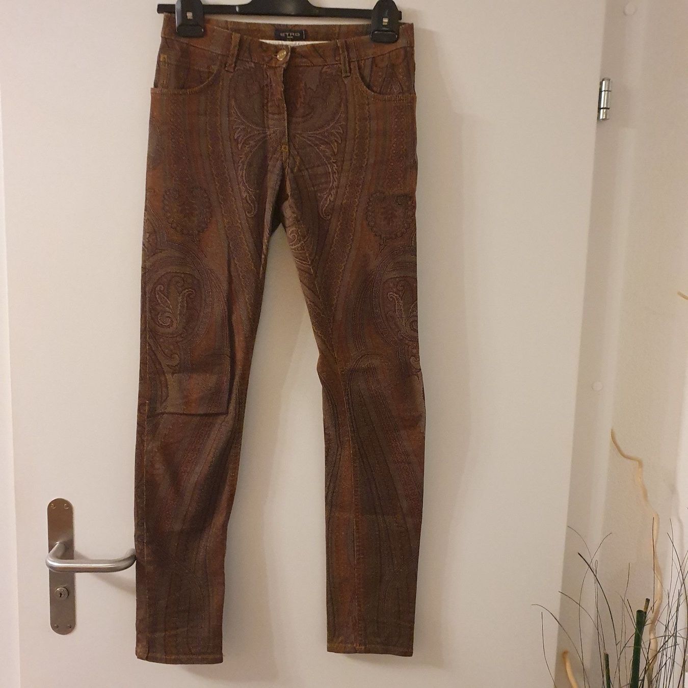 Etro Hosen: Etro Hose Gr.36 – Gebraucht aus Thalwil von Briscolina