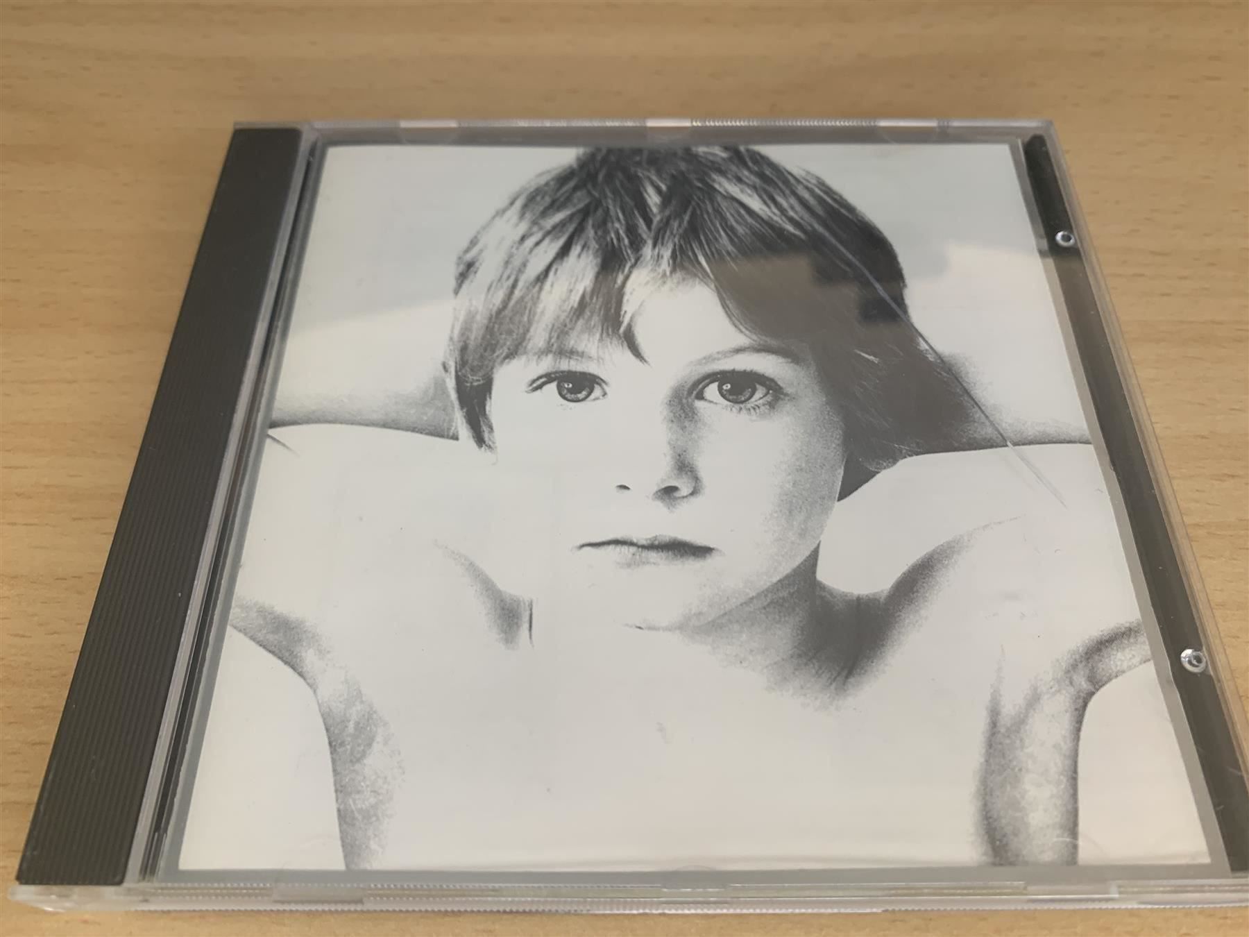 CD: U2 – Boy – Usato da Rikon im Tösstal venduto da Alpenmutz