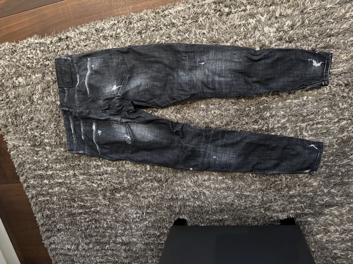 Dsquared2 Jeans: Dsquared2 Jeans, Schwarz, Grösse 38, Top Zustand – Nuovo (secondo la descrizione) da Lachen SZ venduto da ole_v22q
