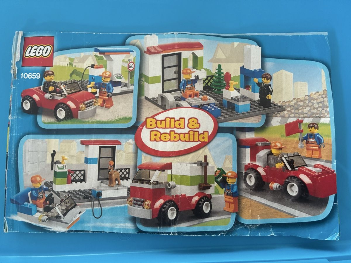 Lego Kit di costruzioni: Lego Set 10659 – Usato da Luzern venduto da Flip_