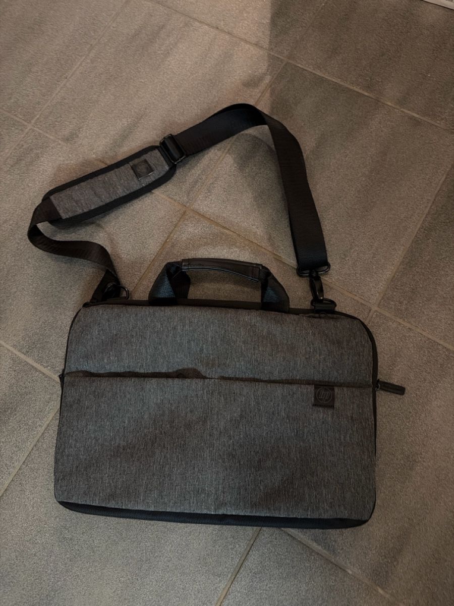 Borse:  Notebook Tasche/ Laptoptasche, neu – Nuovo (secondo la descrizione) da Morgarten venduto da elabaumann_ch 1