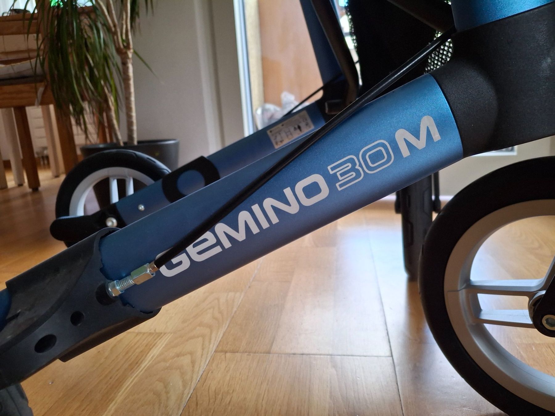 Ausili per la deambulazione: Rollator Gemino 30 saphire blau – Usato da Horw venduto da tomacin 1