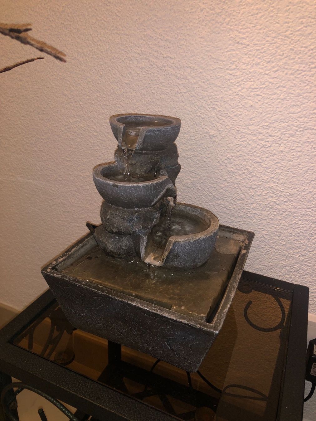 Stagni & Fontane ornamentali: Tisch und Wasserbrunnen – Usato da Schlieren venduto da Flower5 1