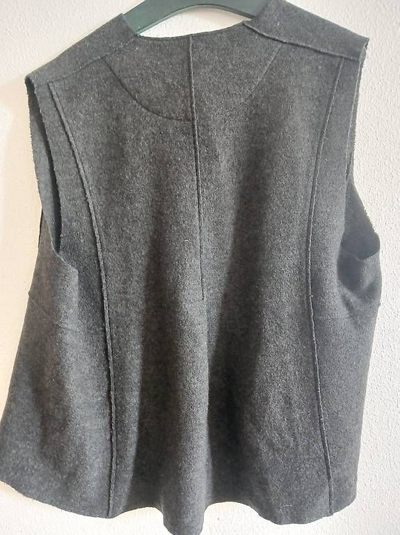 Oska Gilets & Westen: Gilet von Oska Gr 3/L – Gebraucht aus Riedholz von bri_fr7s 3