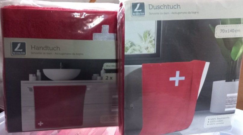 Teli da bagno: Dusch- und Handtuch , Schweiz - Motiv – Nuovo e nell'imballaggio originale da Aefligen venduto da uwe_n2vk