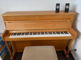 Yamaha P-112N Silent Piano in hellem Holz
