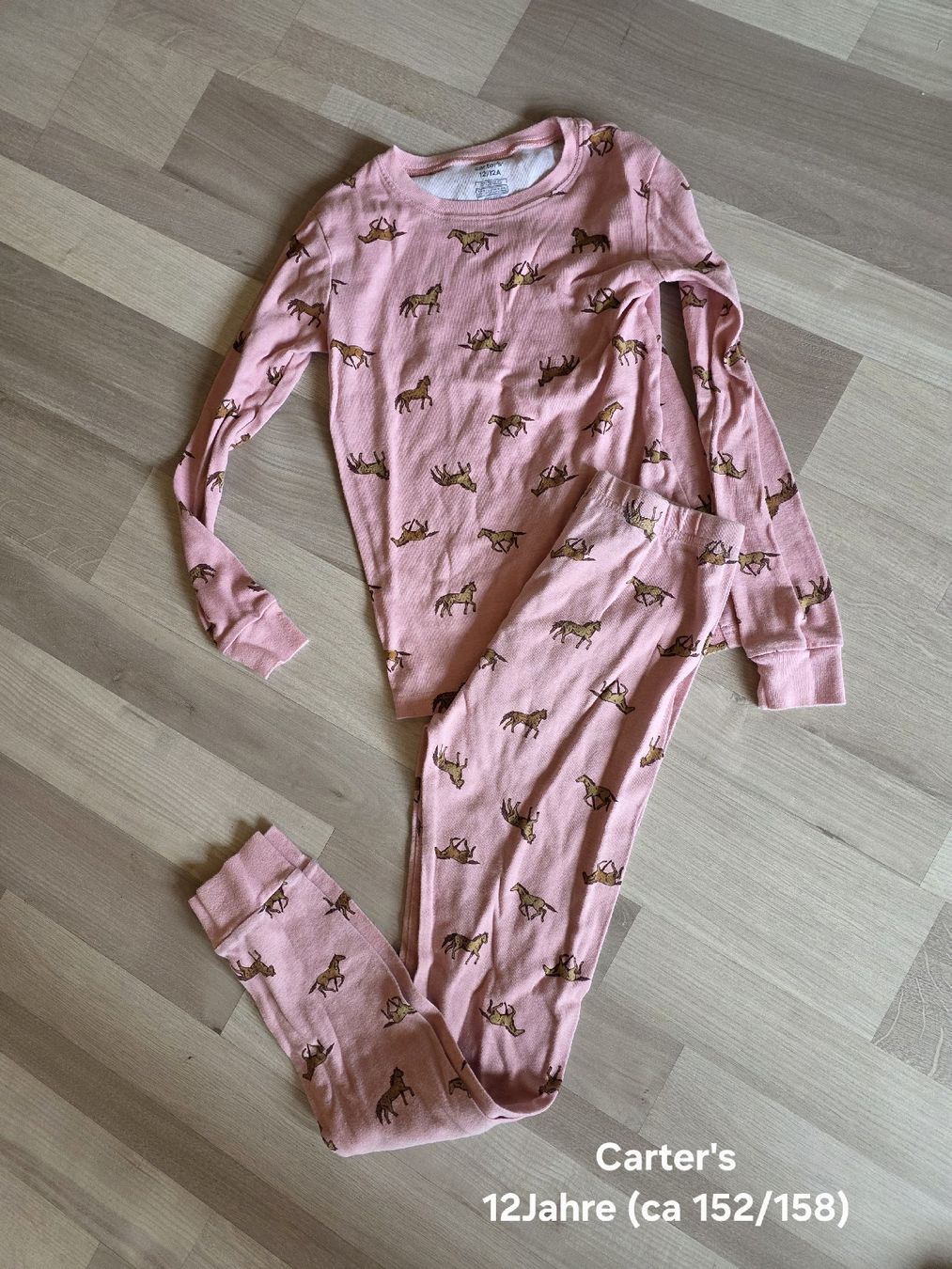 Carter's Pyjamas & Ähnliches: Carters Pyjama 152/158 Carter's – Gebraucht aus St. Peterzell von upcycling_