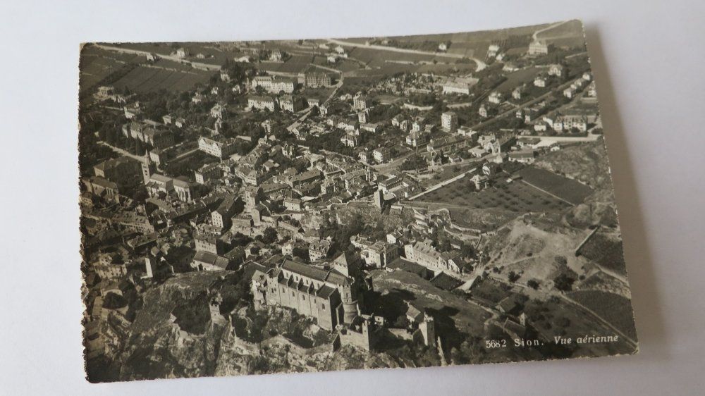 Cartoline postali: Sion - Vue aerienne - 1958 – Usato da Jona venduto da centumprata