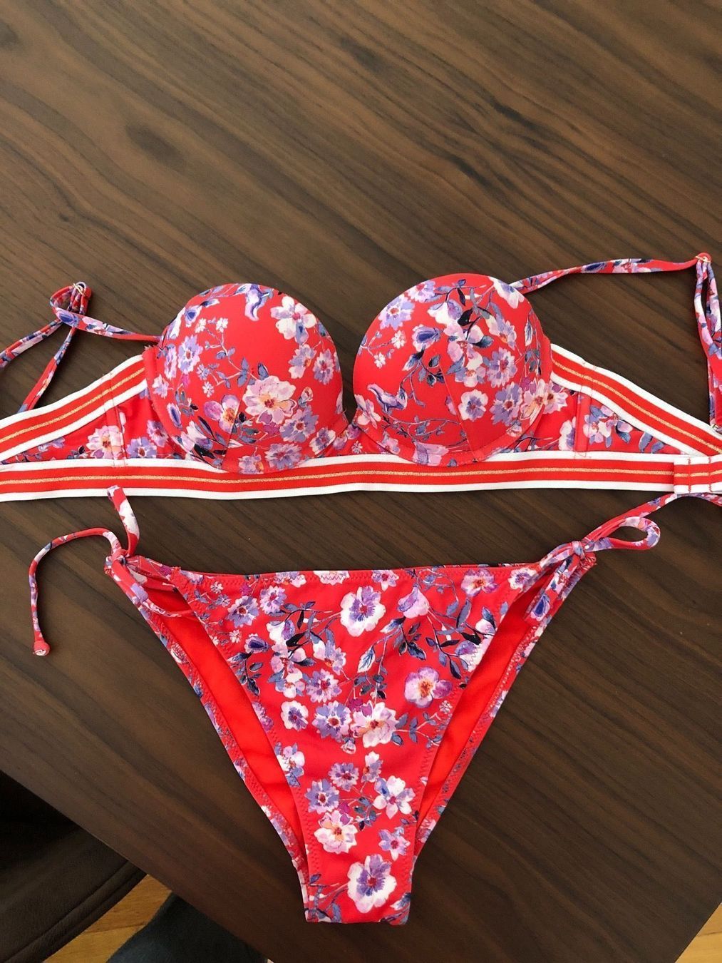 H&M Costumi da bagno & Bikini: H&M Bikini Set Push up 34 size – Usato da Horgen venduto da Elizhadz