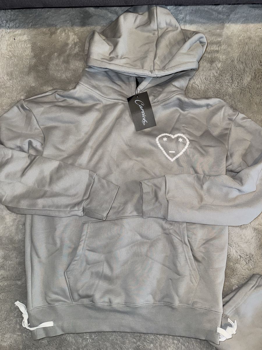 Lotti di vestiti: ENSEMBLE CARSICKO OFFICIEL – Usato da Genève venduto da Noah8972 1