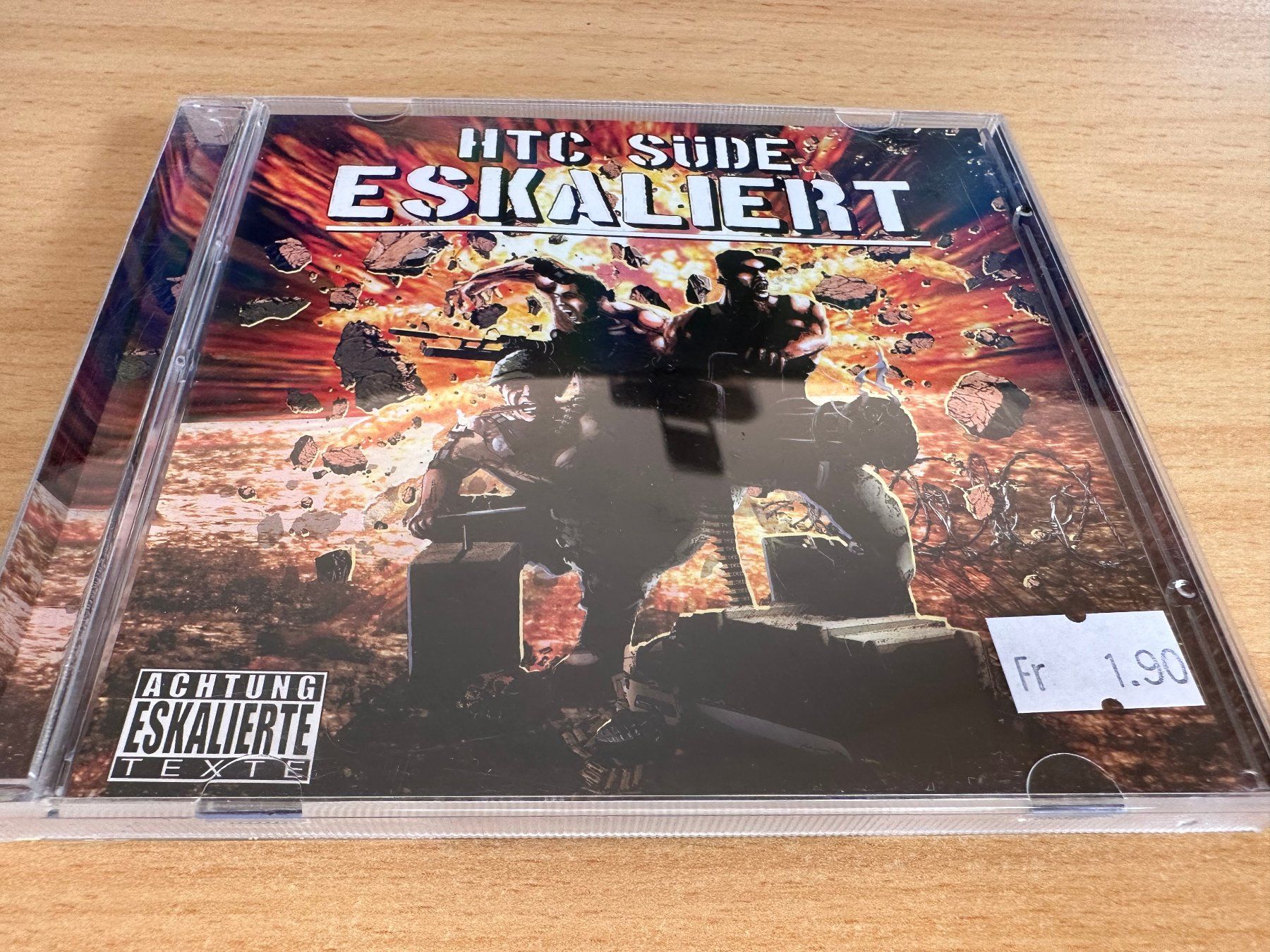 CD: HTC & Süde – Eskaliert – Usato da Rikon im Tösstal venduto da Alpenmutz