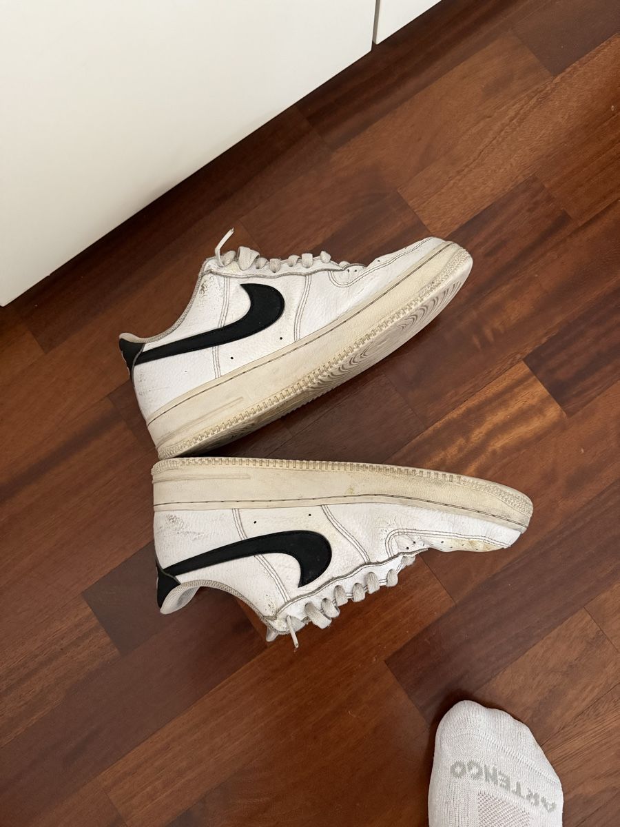 Nike Scarpe da uomo: Nike Air Force 1 - Taglia 42.5 – Usato da Bellinzona venduto da gia_zx2b 8