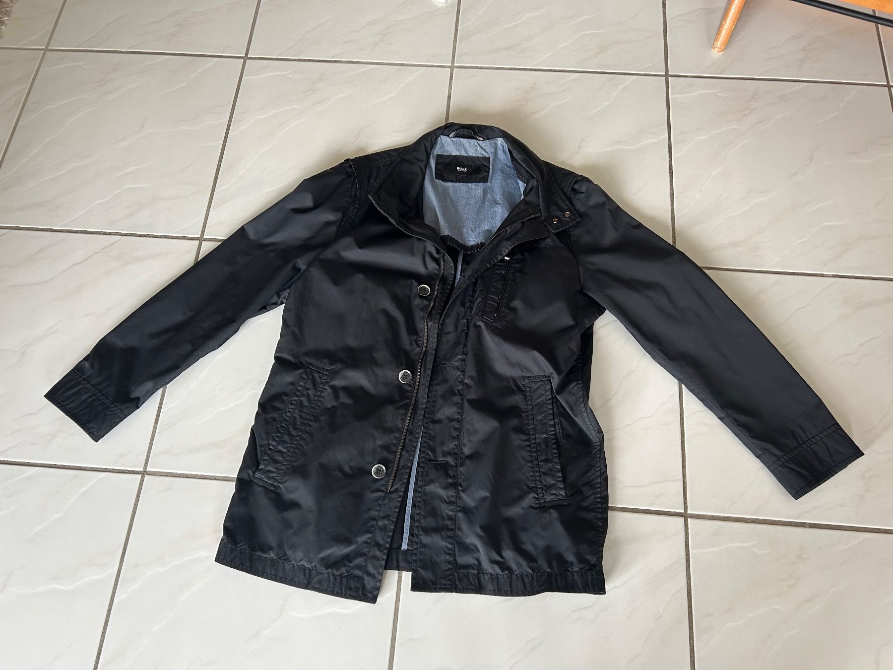 Hugo Boss Giacche: Wunderschöne Herren BOSS Uebergangsjacke – Usato da Gutenswil venduto da walker60