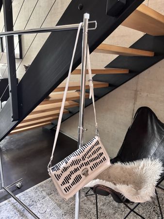 PARFOIS SHOULDER BAG