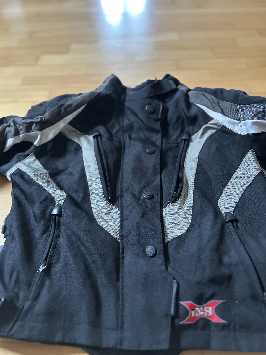 IXS Lotti di vestiti: IXS Motorrad Kleiderset! – Usato da Kleinandelfingen venduto da Telluxx 3