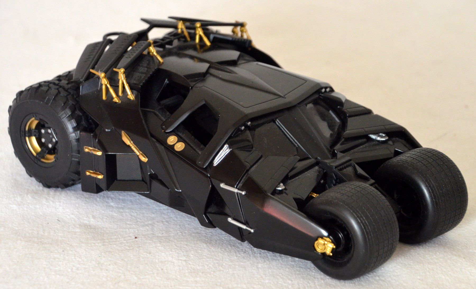 Hot Wheels Modellini d'auto: Hot Wheels Minicar 118 Batmobile – Usato da Collonges venduto da arashee 1