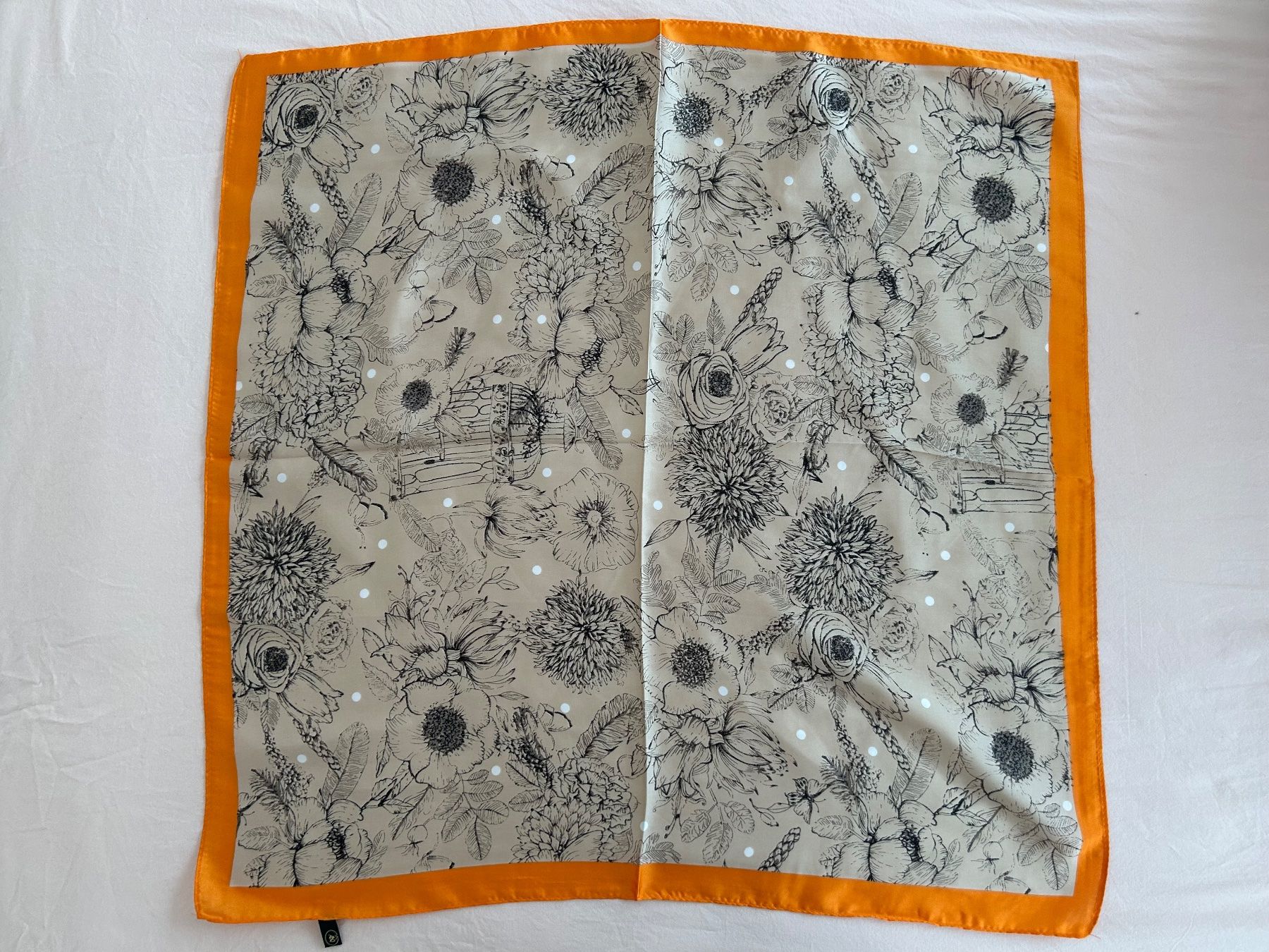 Foulards, Tücher & Schals: Scarf -Neu – Neu (gemäss Beschreibung) aus Basel von lau_982w