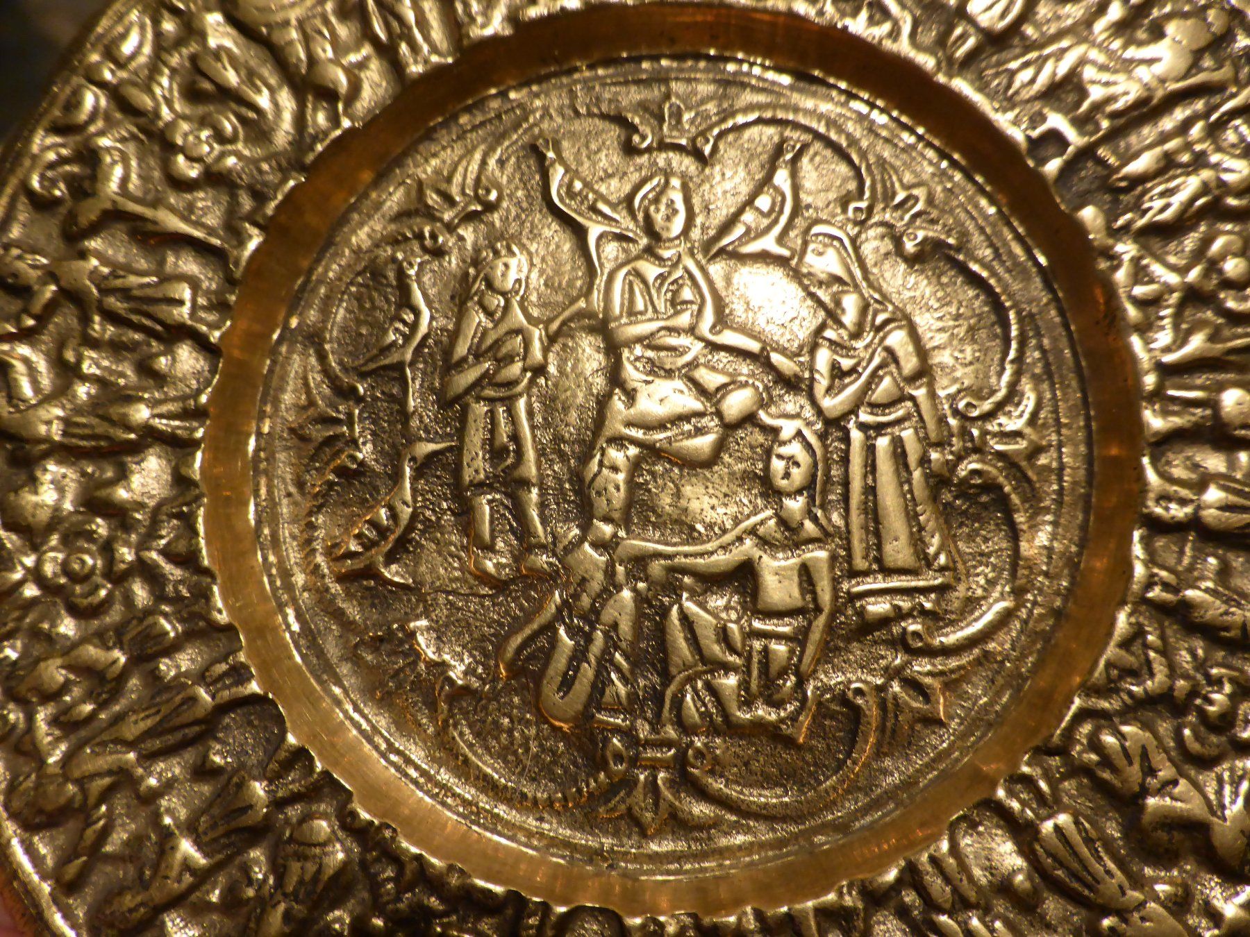 Piatti: EINZIGARTIGER-MEXIKANISCHER -AZTEKEN -TELLER-11,5 CM-MESSING – Usato da Zürich venduto da tritonis 1