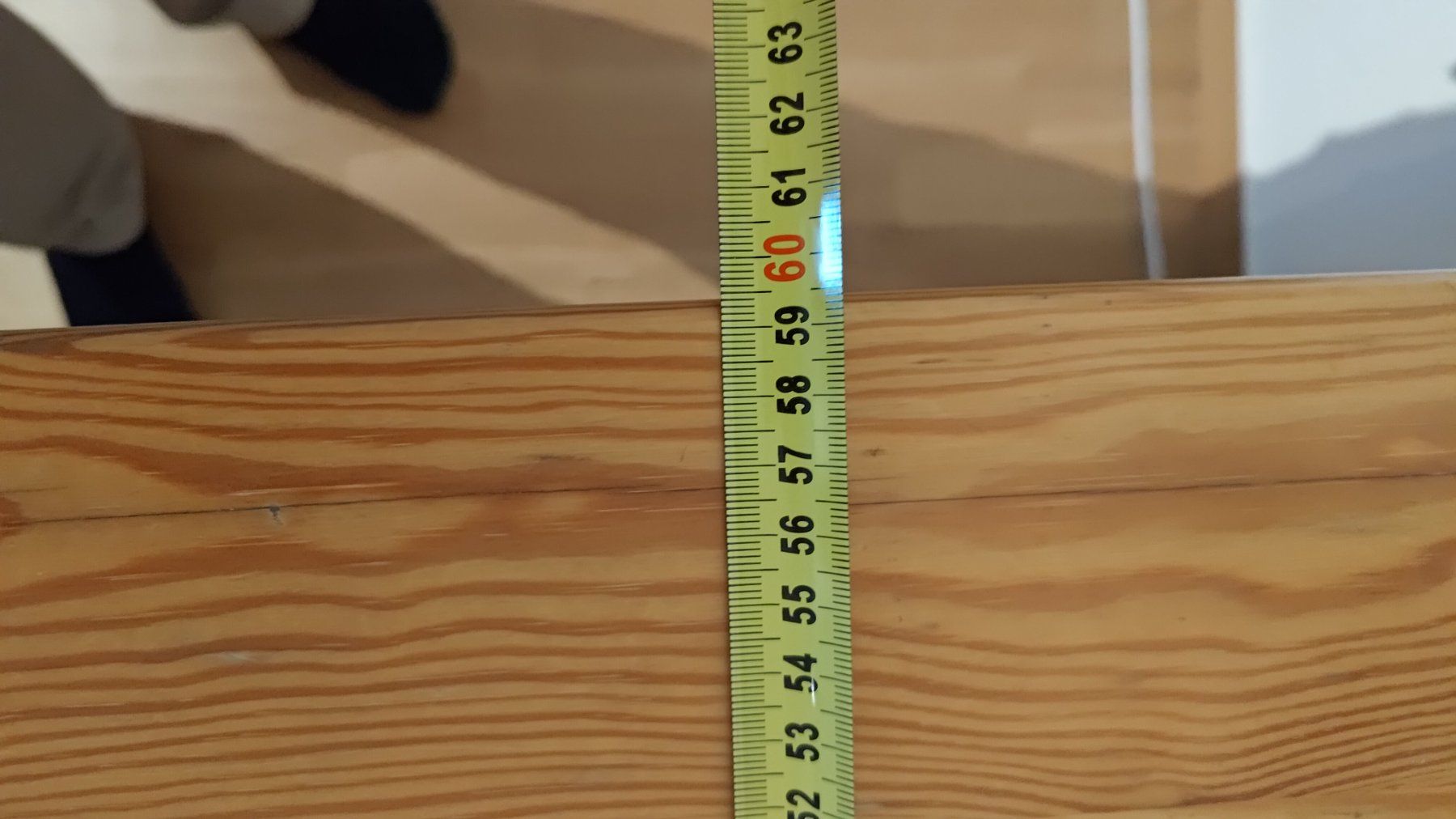 Scrivanie: Schreibtisch aus Holz – Usato da Richterswil venduto da chabwino13 6