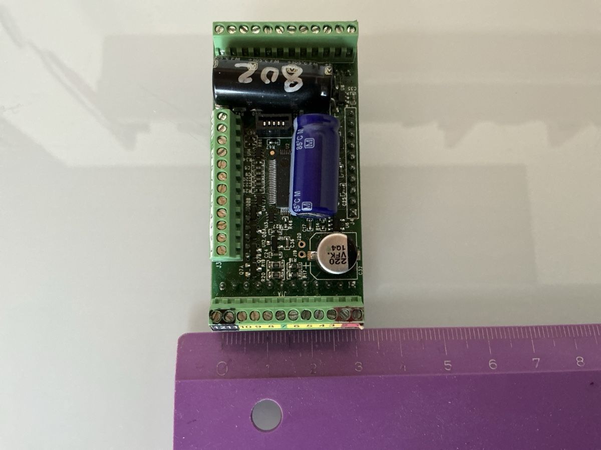 Modelleisenbahnen: QSI Titan Lok-Sounddecoder mit Schraubklemmen, gebraucht – Gebraucht aus Wängi von Madella 6