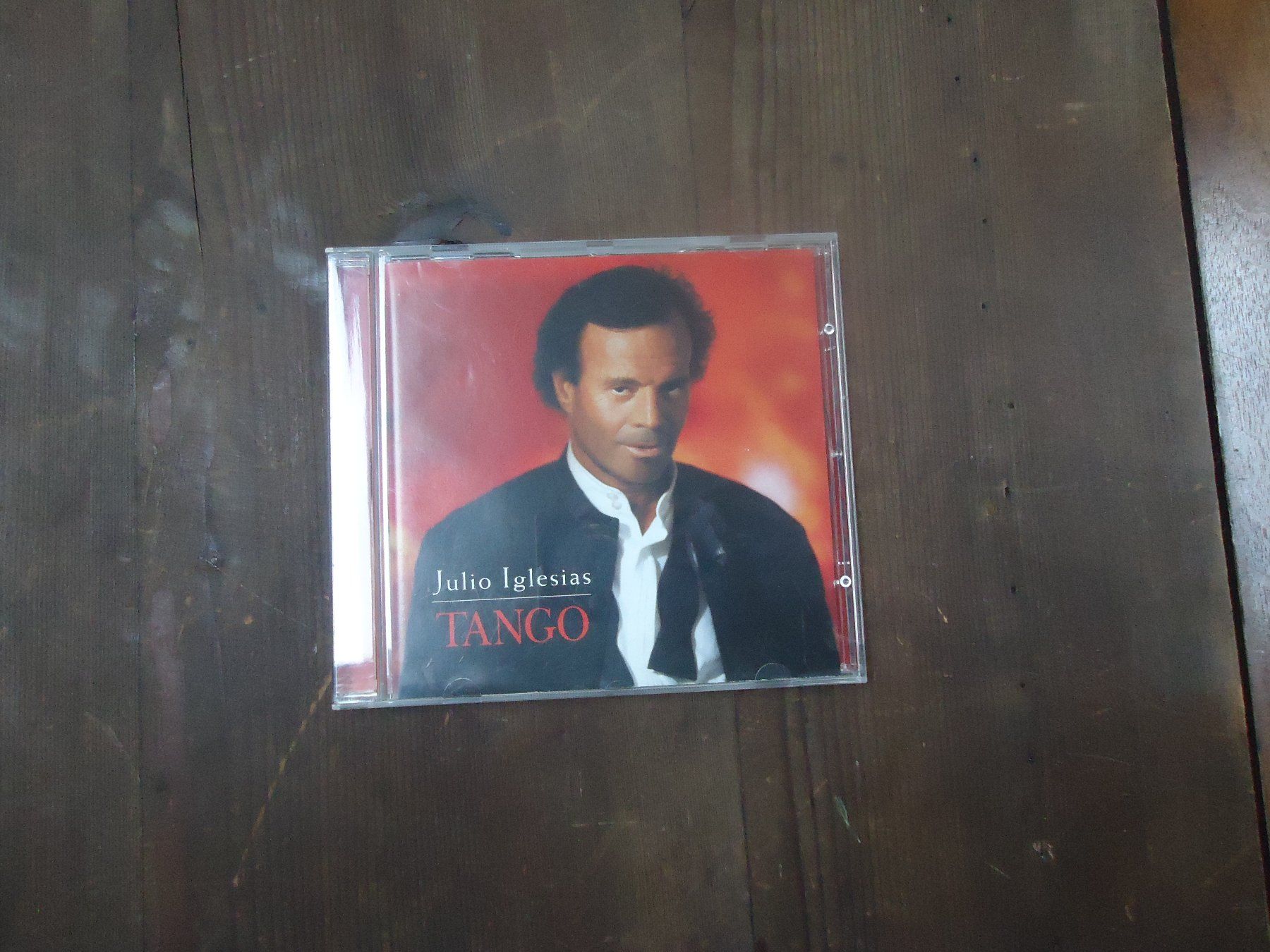 CD: Julio iglesias - Tango – Usato da Vessy venduto da mafabe