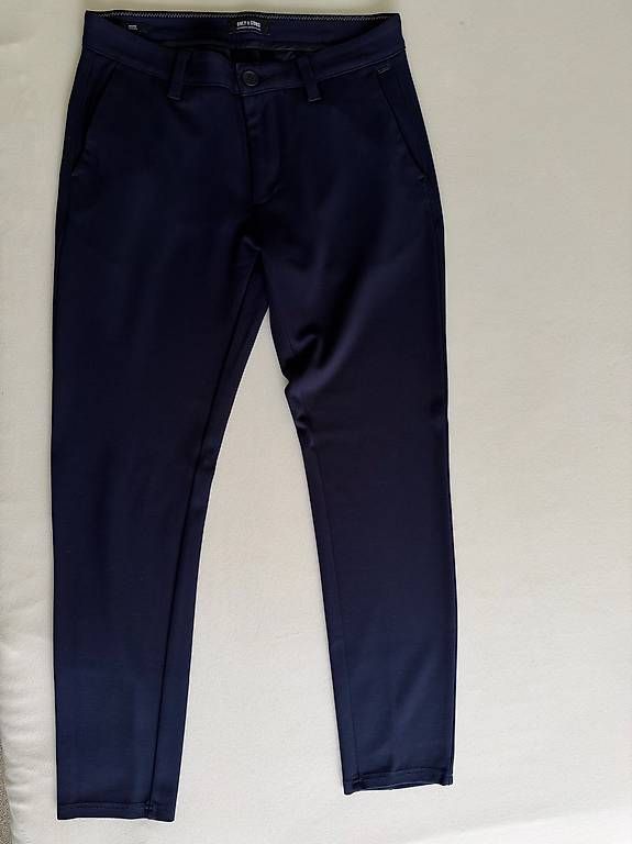 Hosen: Only & Sons Hose Dunkelblau 32/32 – Gebraucht aus Cham von selinjoe