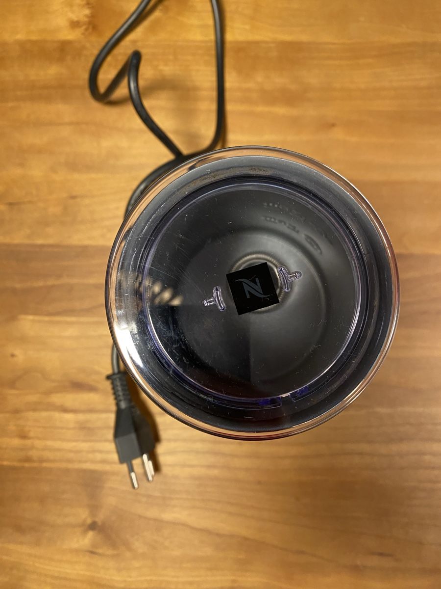 Nespresso Kaffeemaschinen & Espressomaschinen: Nespresso Milchschäumer – Gebraucht aus Hombrechtikon von Loollaan 2