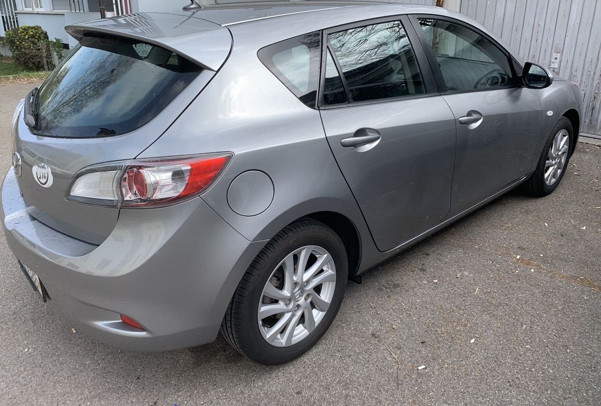 Mazda Autos: Mazda 3, ab frisch MFK, ab Service – Gebraucht aus Bern von AliceHo 3