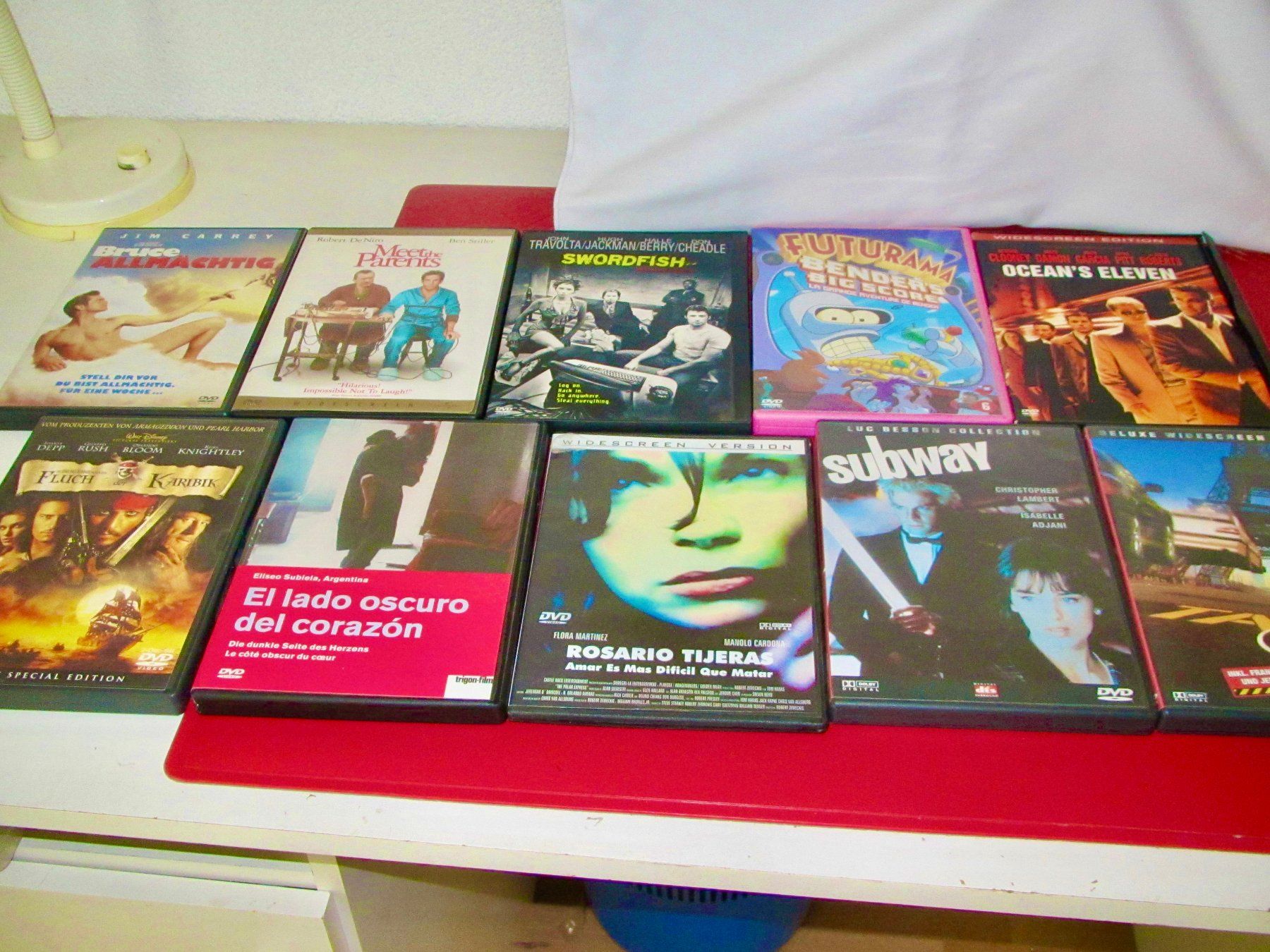 Tutti i DVDs: 10 DVD DIVERS – Usato da Murten venduto da Selliot