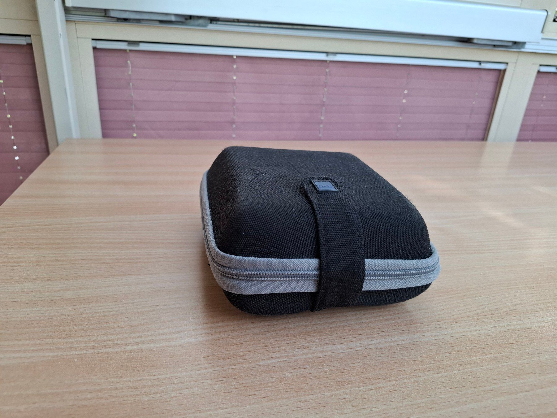 Zeiss Binocoli: Feldstecher Zeiss Terra ED 10x42 – Usato da Ennetmoos venduto da mercatorx 1