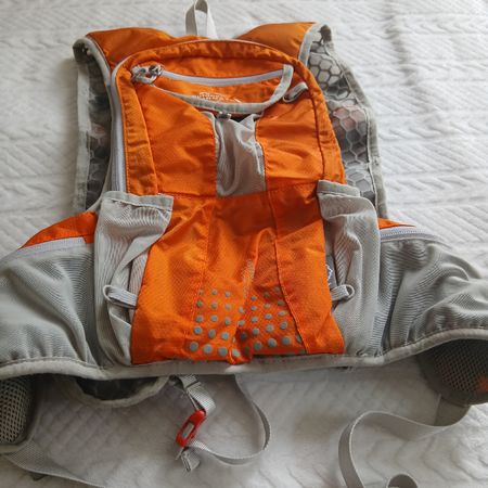 Outdoor Inoxto Trinkweste/Rucksack, Orange - Top Zustand