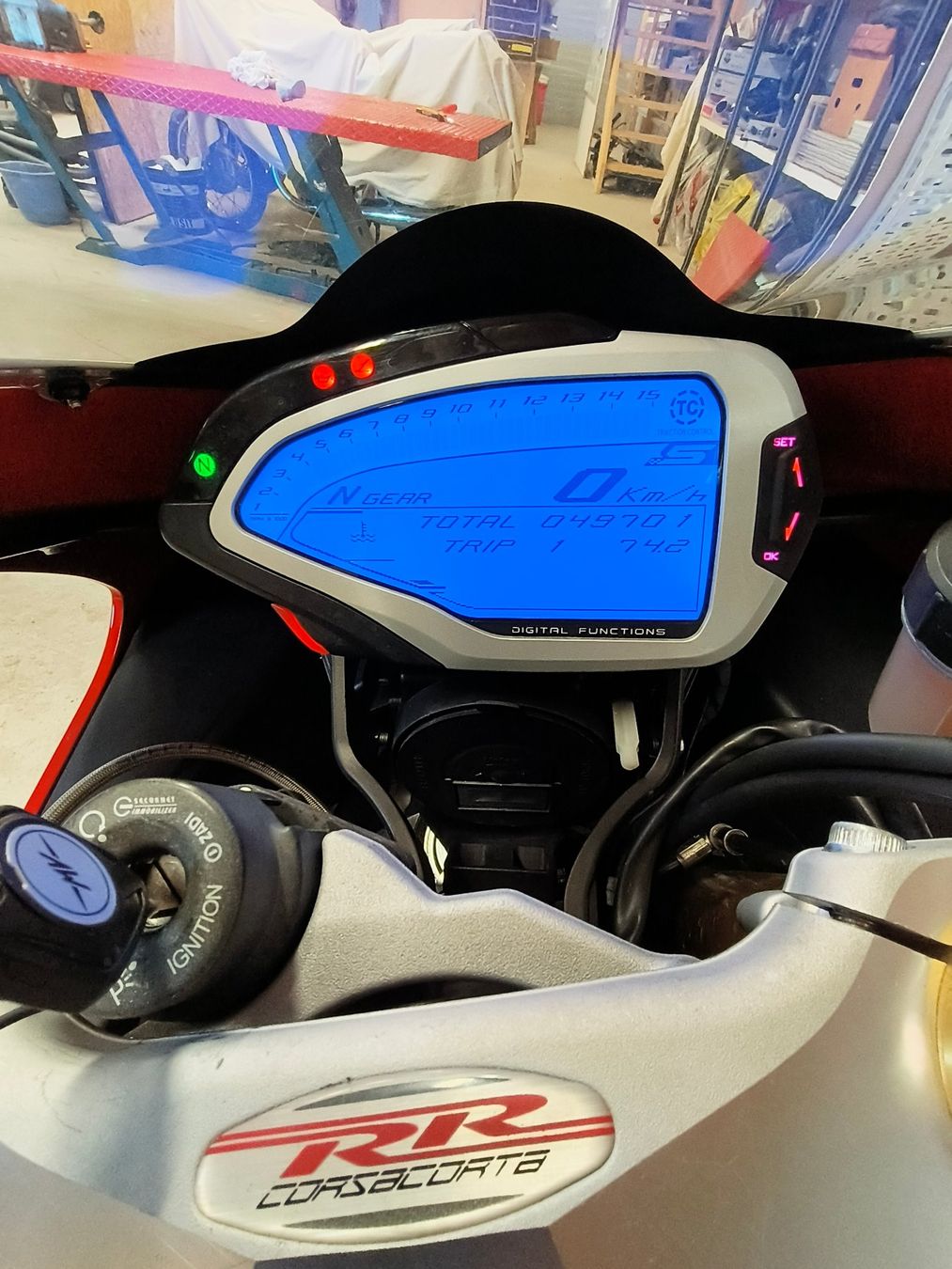 MV Agusta Strasse: Motorrad MV Agusta F4rr. – Gebraucht aus Reutigen von steinpilzli 5