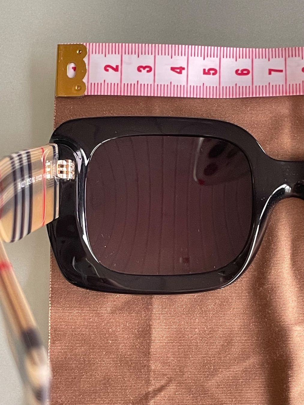 Burberry Occhiali & Lenti: Lunettes de soleil Burberry – Usato da Vuadens venduto da Nina11 6
