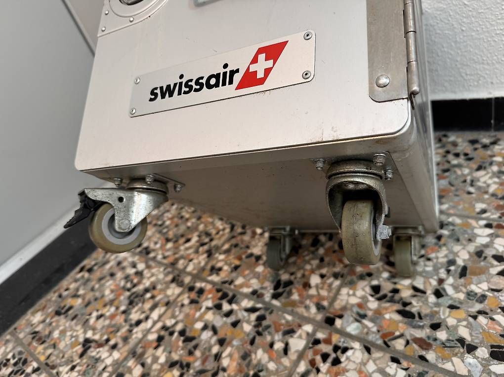 Altro in Aeronautica: Swissair Trolley Vintage Klein – Usato da Basel venduto da ninenintynine 4