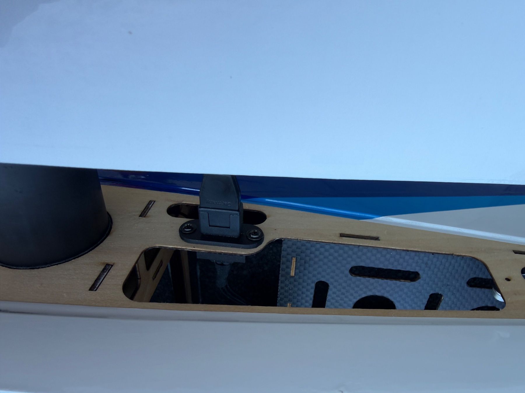 RC Kits de montage: Extreme Flight Laser 104" V2 – D'occasion à Dietlikon par Simi_flury 5