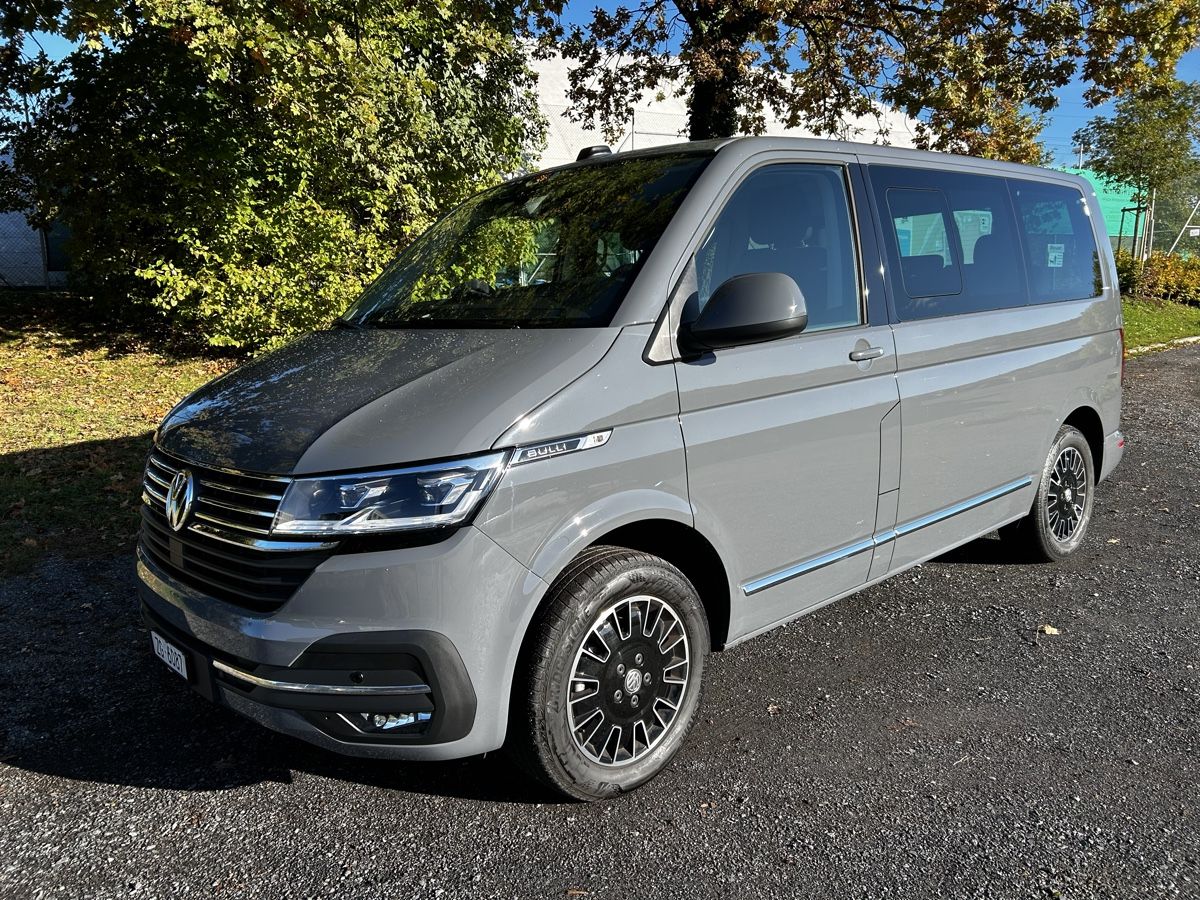 VW Automobili: VW Multivan T6.1 Family – Usato da Zug venduto da Bure0