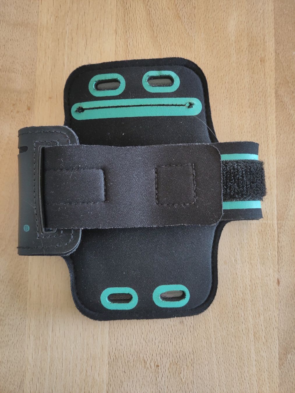 Armbänder & -reifen: Smartphone Sportarmband – Gebraucht aus Zürich von ili_jzy7 1