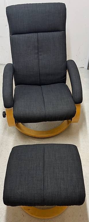 Sessel: Relaxsessel mit Hocker – Gebraucht aus Adlikon b.Regensdf von orientXpress 3