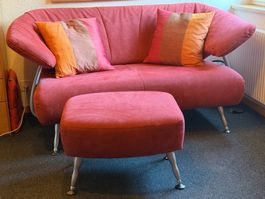 Zweisitzer-Sofa mit Hocker