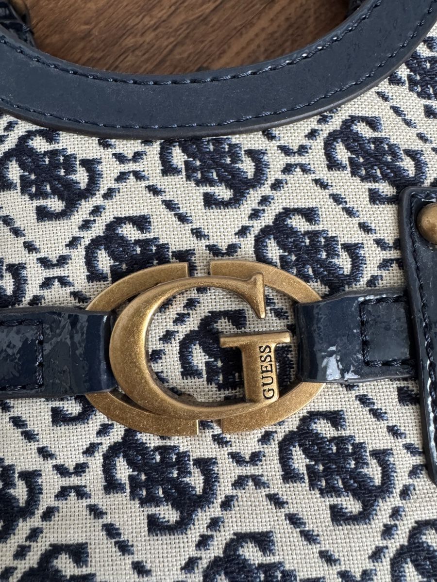 Guess Taschen für Damen: Handtasche Guess – Neu (gemäss Beschreibung) aus Bern von emi_rcd5 2