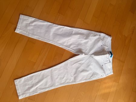 Weisse Hose Street One