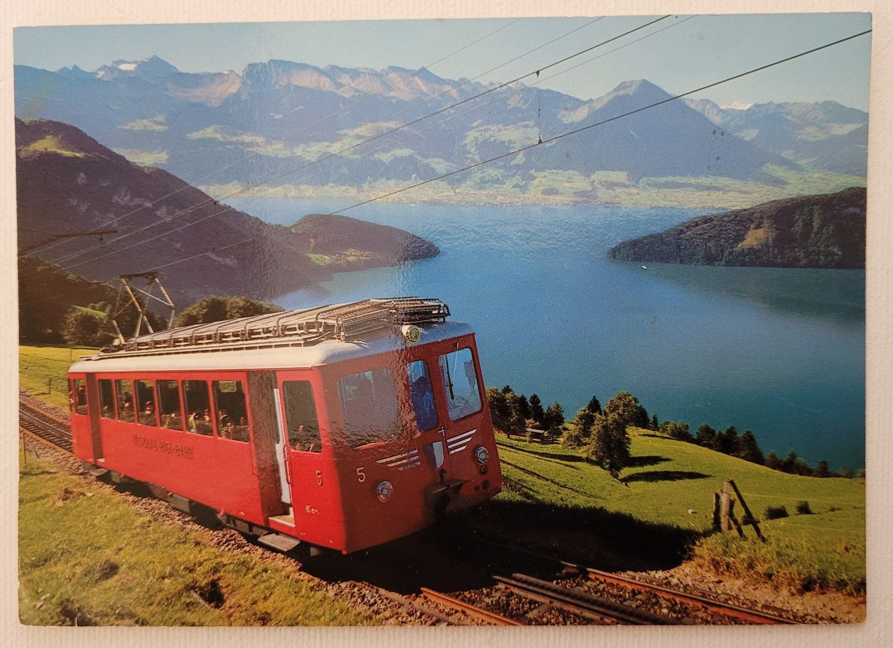 Cartoline postali: FRANKIERTE ANSICHTSKARTE VITZNAU-RIGI-BAHN – Usato da Neftenbach venduto da Mador6