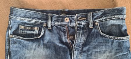 Schöne Hugo Boss Jeans Grösse M 32/30