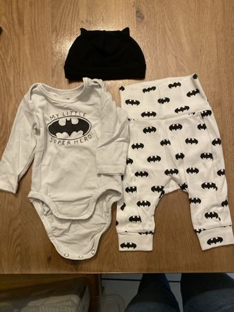 H&M Batman Set Body Hose Mütze Grösse 62 Baumwolle