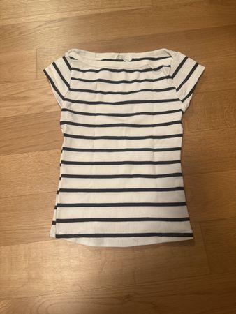 Gestreiftes T-Shirt, Grösse M, Kurzarm - Sommer Look!